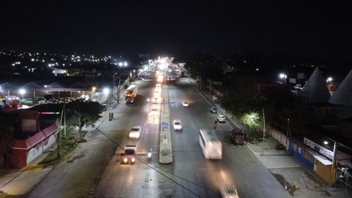 DURANTE ENERO SE CAMBIAN LUMINARIAS EN 33 DE 45 COLONIAS DE CUAUTLA