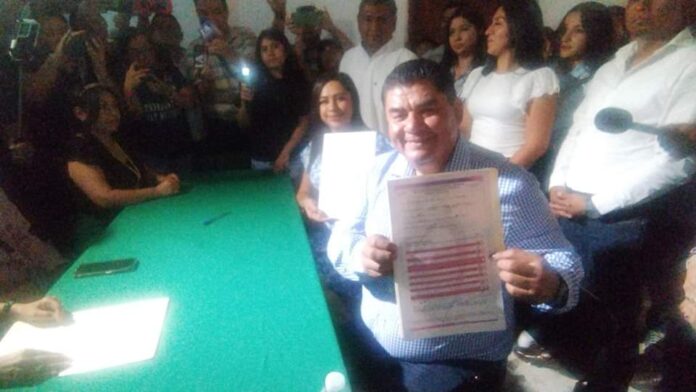 HELADIO RAFAEL SÁNCHEZ ZAVALA, BUSCARÁ LA REELECCIÓN A LA PRESIDENCIA DE YECAPIXTLA POR EL PAN