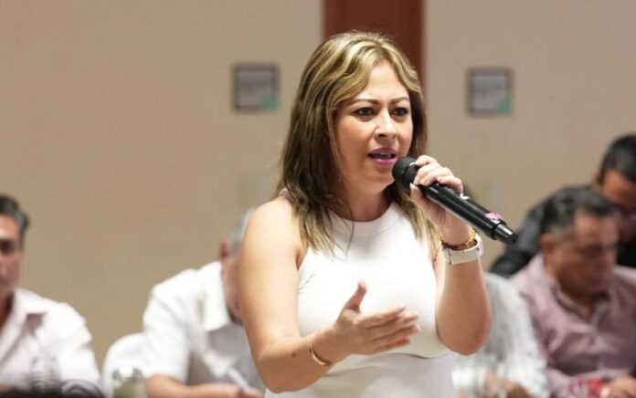 FUNCIONARIOS ESTATALES EN RIESGO DE PAGAR POR LA CORRUPCIÓN DE CUAUHTÉMOC BLANCO