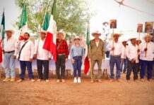 LUCY MEZA INVITADA DE HONOR AL TRADICIONAL DESFILE ZAPATISTA DE TEPALCINGO