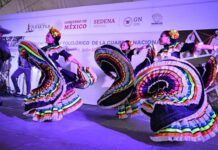 ENGALANAN MARIACHI Y BALLET FOLCLÓRICO DE LA GUARDIA NACIONAL AL TREN ESCÉNICO DE CUAUTLA