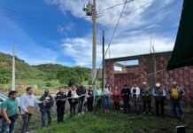 ENTREGA DE AMPLIACIÓN DE RED ELÉCTRICA EN SNATA CRUZ (Calle 3 de Mayo)