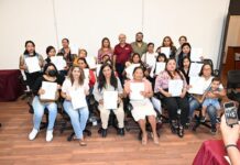 SE PROFESIONALIZAN 25 MUJERES DE CUAUTLA AL RECIBIR SU CERTIFICADO DE BACHILLERATO