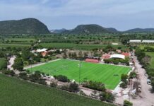 AVANZA LA CONSTRUCCIÓN DE LA CANCHA DE AMACUITLAPILCO