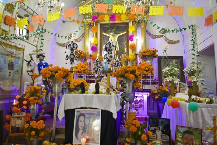 Riqueza cultural de las “Ofrendas Nuevas” de Ocotepec comparte Margarita González con el embajador de Marruecos en México