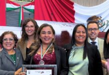 ENTREGA CONGRESO PRESEA XOCHIQUETZALLI 2024 A IXLOL PRECIADO BAHENA