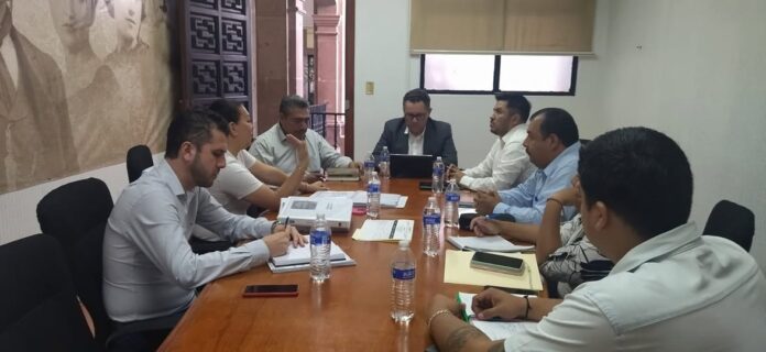 APERTURA Y DIÁLOGO DEL EJECUTIVO ESTATAL PARA ATENDER A LOS 36 AYUNTAMIENTOS QUE EN PRÓXIMOS DÍAS ENTRARÁN EN FUNCIONES