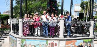 LA HISTORIA DE LA HEROICA CUAUTLA QUEDA PLASMADA EN VITROMULARES EN EL KIOSKO DEL ZÓCALO