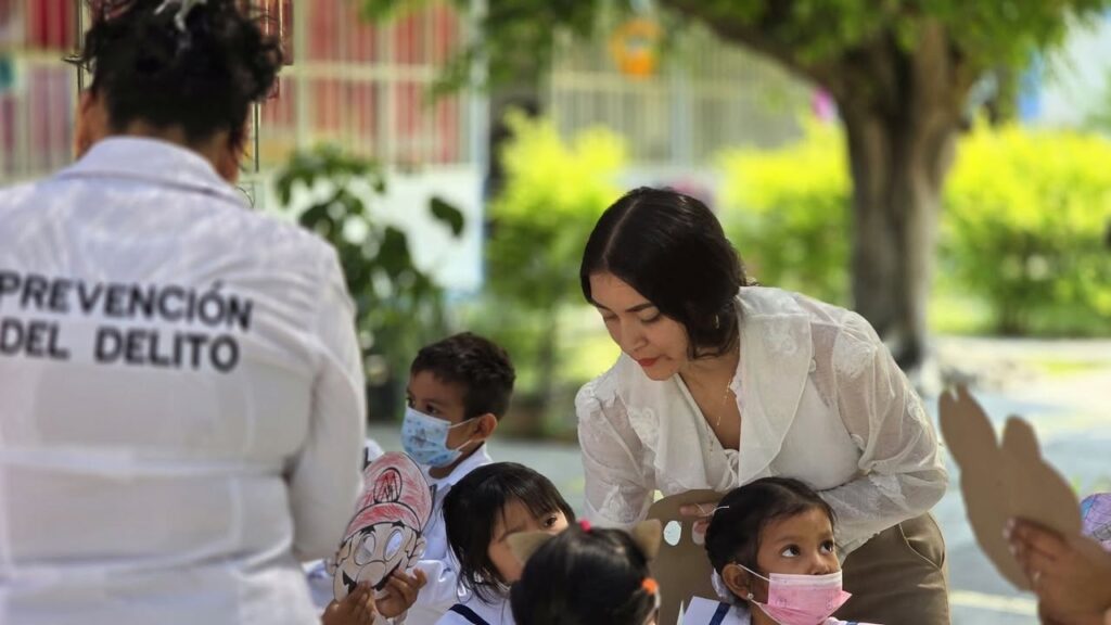 Fortalecen Convivencia y Creatividad en Preescolar de Peña Flores a Través de Taller de Máscaras