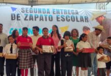 Dos Mil 500 Pares de Zapatos Entrega Ángel Domínguez a Alumnos de Jantetelco