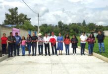 Villa Nicolás Zapata Estrena Cancha de Fútbol y Pavimentación de la Calle Plaza del Mirador