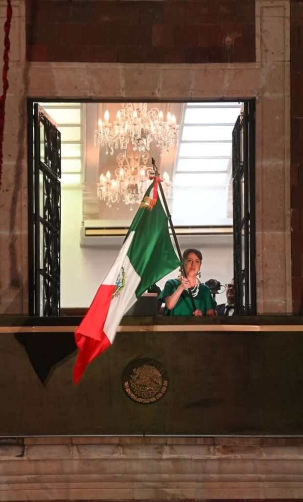 Honra Gobernadora Margarita González Saravia Raíces Históricas de Morelos al Encabezar el Grito de Independencia