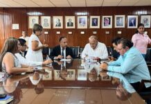 ATIENDE IEBEM PETICIONES DE PERSONAL ADMINISTRATIVO MEDIANTE DIÁLOGO Y ACUERDOS
