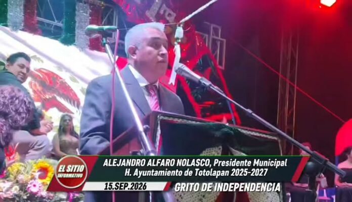 Encabeza Alejandro Alfaro Nolasco Tradicional Grito de Independencia en Totolapan