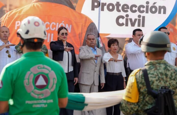 Cuautla Honra a las Víctimas de los Sismos del 19 de Septiembre con Ceremonia Cívica e Izamiento a Media Asta