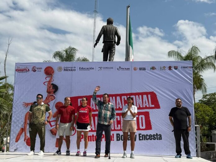 Cuautla Reúne a 500 Personas en la Clase Nacional de Baloncesto “¡Ponte Pila! Bota y Encesta”