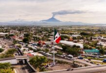 Encabeza Margarita González Saravia Ceremonia por el Cclxi Aniversario del Natalicio del Generalísimo José María Morelos y Pavón