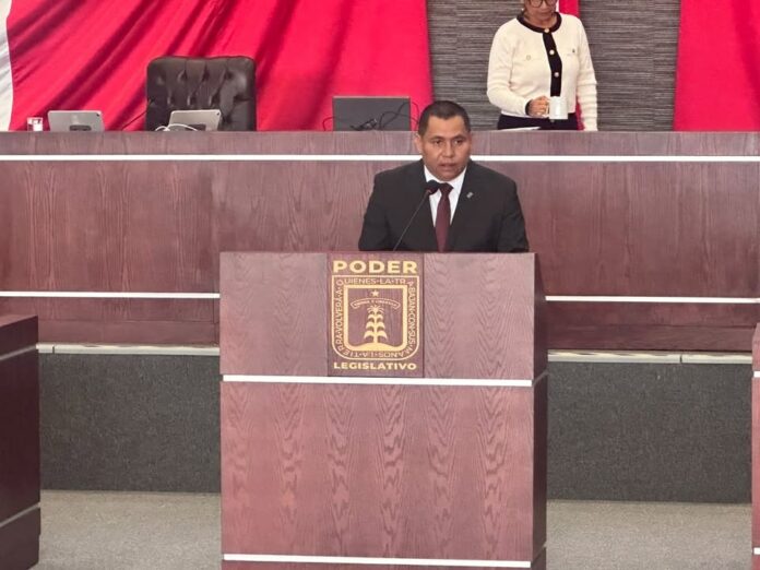 Propone Sergio Omar Livera Chavarría Mejorar la Movilidad Estudiantil
