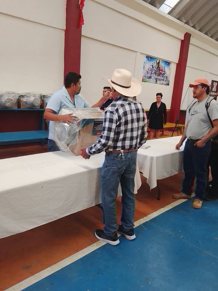 Reciben en Zacualpan de Amilpas Beneficio de Baño Seguro