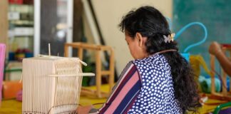 Fortalece Ayuntamiento de Cuautla el Autoempleo Mediante Capacitación en Elaboración de Bolsas de Toquilla