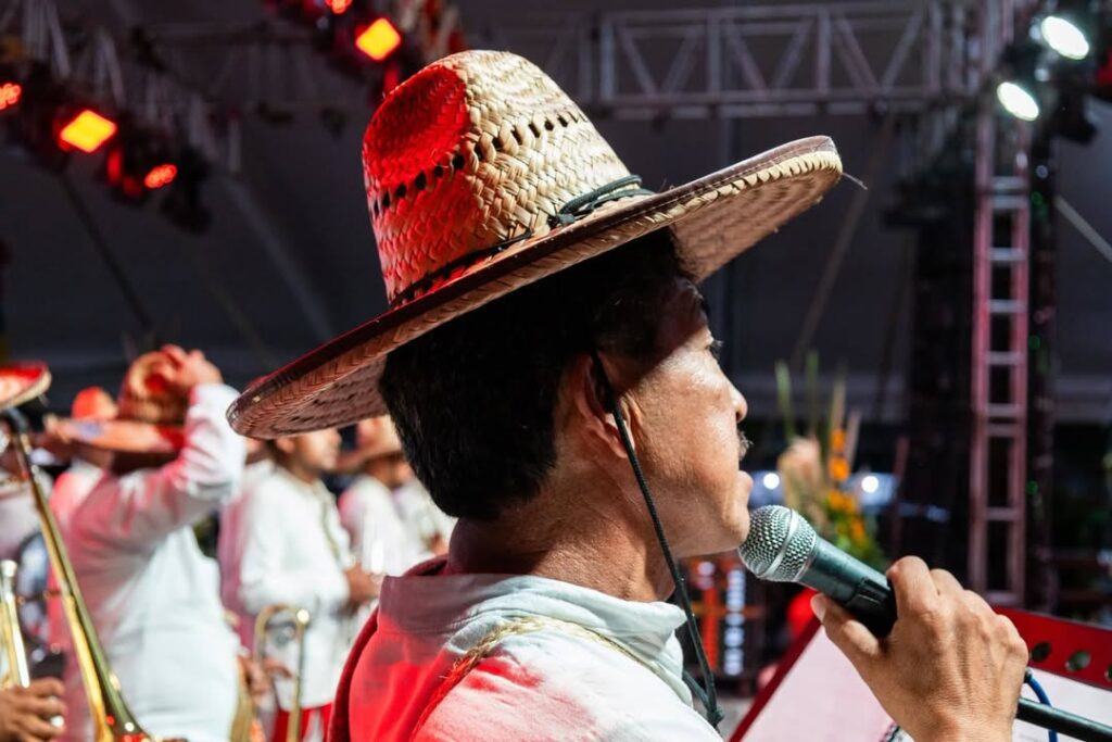Tetela del Volcán Presente con los Hermanos Mendoza, en la Fiesta del Maíz de Totolapan
