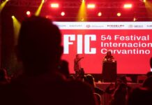 Reúne Festival Cervantino en Cuernavaca a Más de 600 Personas con Danza y Música Experimental