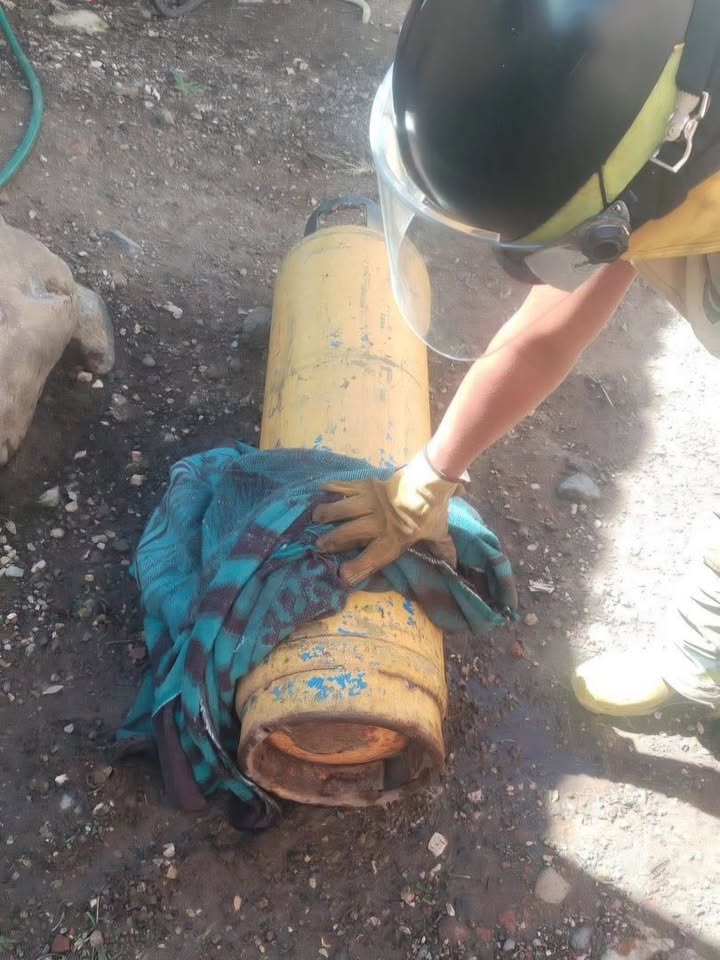 Atienden Fuga de Gas en la Colonia Tetelcingo