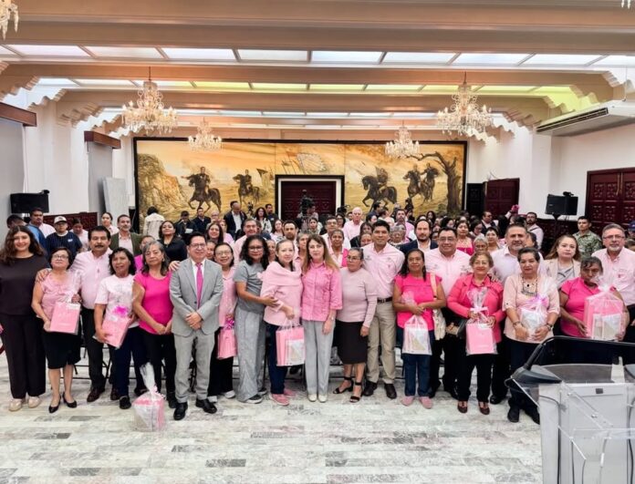 Acompaña Margarita González Saravia a Mujeres que Han Enfrentado el Cáncer de Mama con Entrega de Prótesis