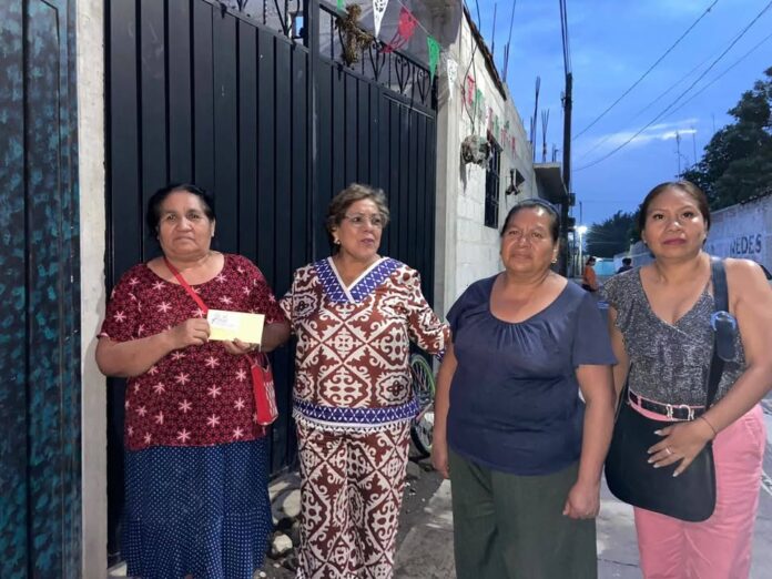 Entrega Ruth Rodríguez Apoyos a la Capilla de Calpulpa en Tetelcingo
