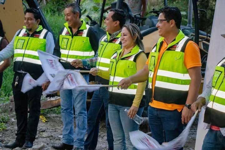 Nayeli Mares Arranca Obra de Drenaje Sanitario en Chinameca