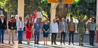 Salvador Molina Martínez Participa en Honores a la Bandera en el Parque Plan de Ayala