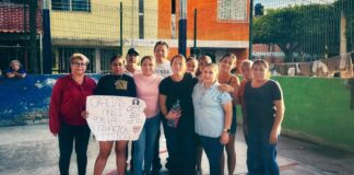 Nayeli Mares Mérida Arranca Rehabilitación de Cancha en la 10 de Abril y Entrega Pavimentación en Apatlaco
