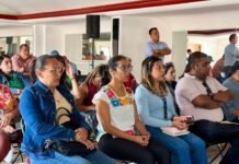 Salvador Molina Atiende Necesidades de Comerciantes del Mercado Hermenegildo Galeana